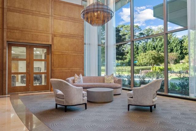 700 Park Regency Place NE 1604, Atlanta, GA 30326