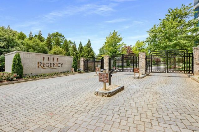 700 Park Regency Place NE 1604, Atlanta, GA 30326