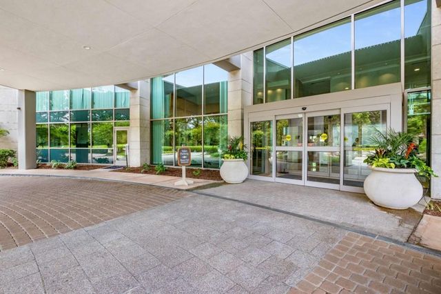 700 Park Regency Place NE 1604, Atlanta, GA 30326