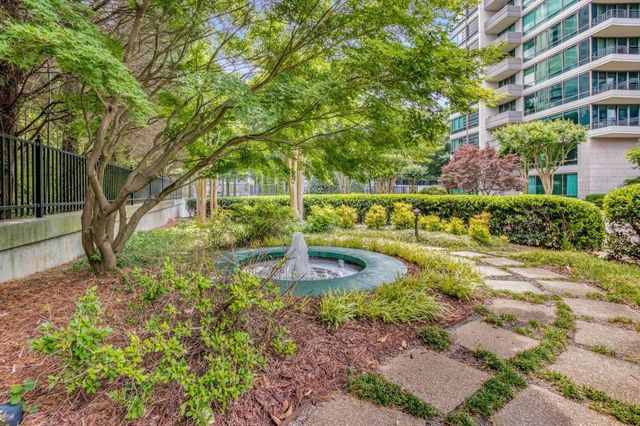 700 Park Regency Place NE 1604, Atlanta, GA 30326