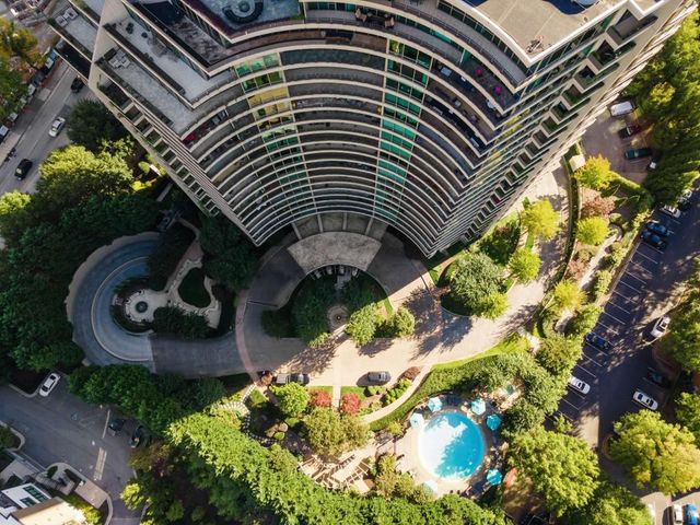 700 Park Regency Place NE 1604, Atlanta, GA 30326