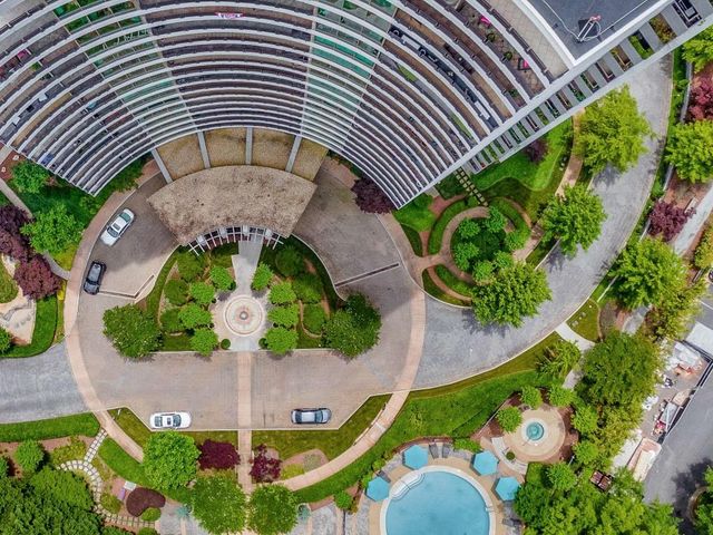 700 Park Regency Place NE 1604, Atlanta, GA 30326