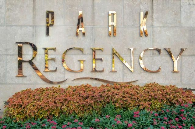 700 Park Regency Place NE 1604, Atlanta, GA 30326
