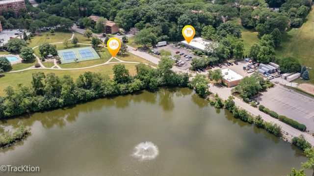 5917 Oakwood Drive 141E, Lisle, IL 60532