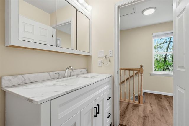 329 Glaser Ave A, Bellevue, PA 15202