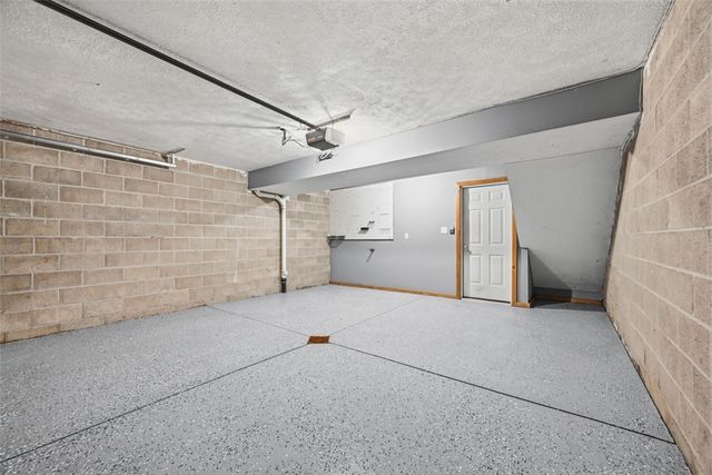 329 Glaser Ave A, Bellevue, PA 15202
