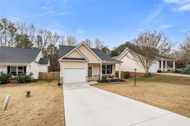 102 Colonial Court, Pendleton, SC 29670