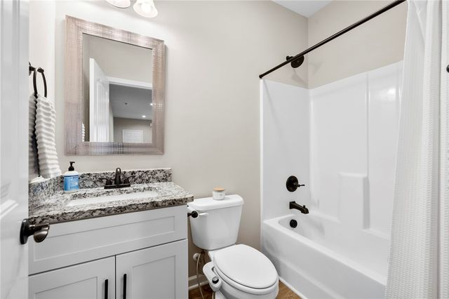 102 Colonial Court, Pendleton, SC 29670