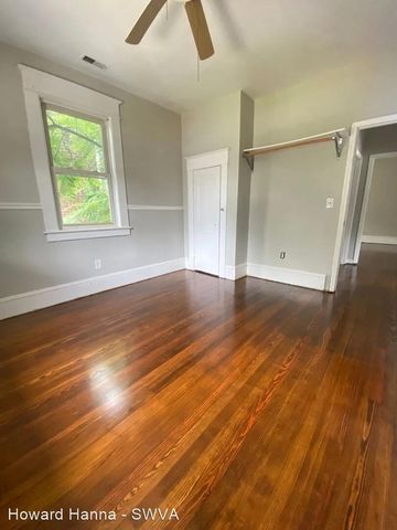 1102 Tazewell AVE, Roanoke, VA 24013