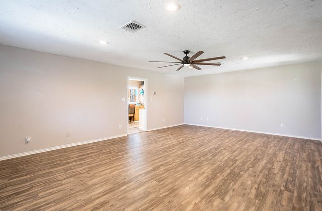 1903 S County Rd 1140, Midland, TX 79706