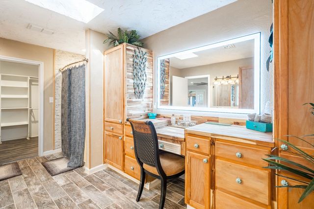 1903 S County Rd 1140, Midland, TX 79706