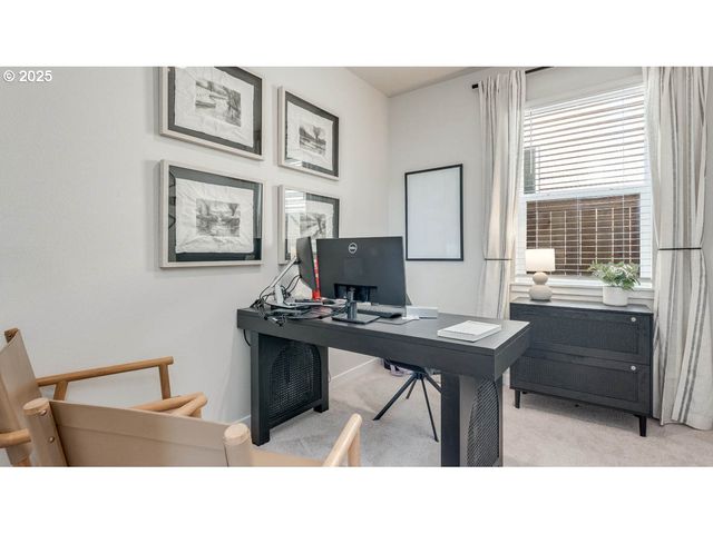 1996 Aspen Ln, Forest Grove, OR 97116