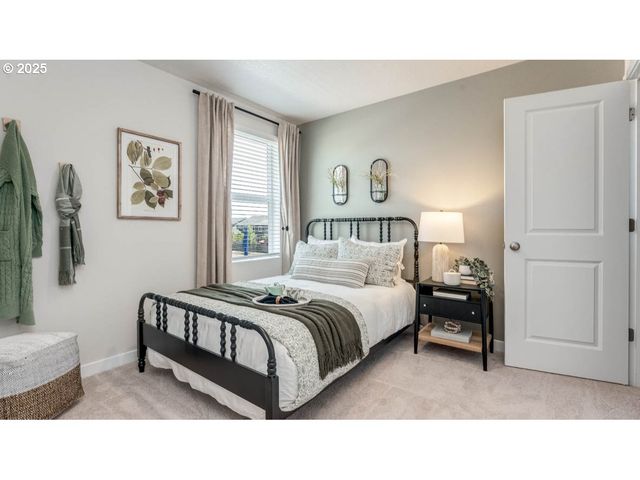 1996 Aspen Ln, Forest Grove, OR 97116