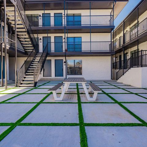 606 N Marsalis Avenue 110, Dallas, TX 75203
