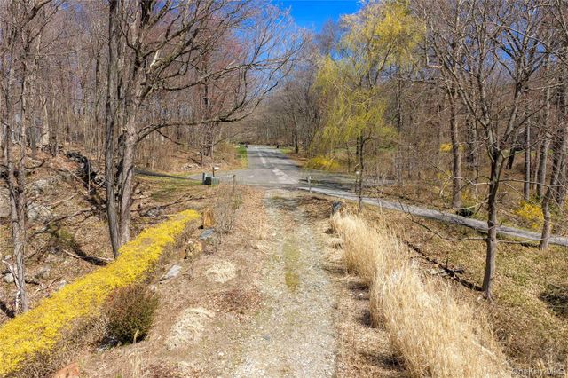 93 Settlers Hill Road, Brewster, NY 10509