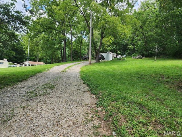 13339 Rosebank Lane, St Louis, MO 63122