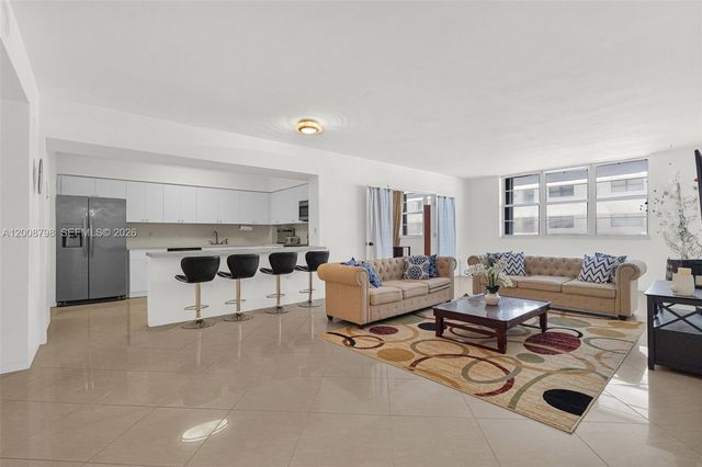 5825 Collins Ave 2E, Miami Beach, FL 33140