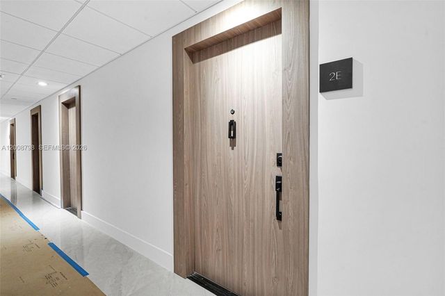 5825 Collins Ave 2E, Miami Beach, FL 33140