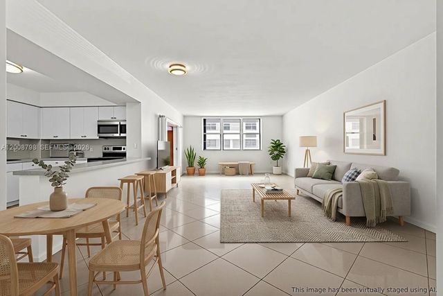 5825 Collins Ave 2E, Miami Beach, FL 33140