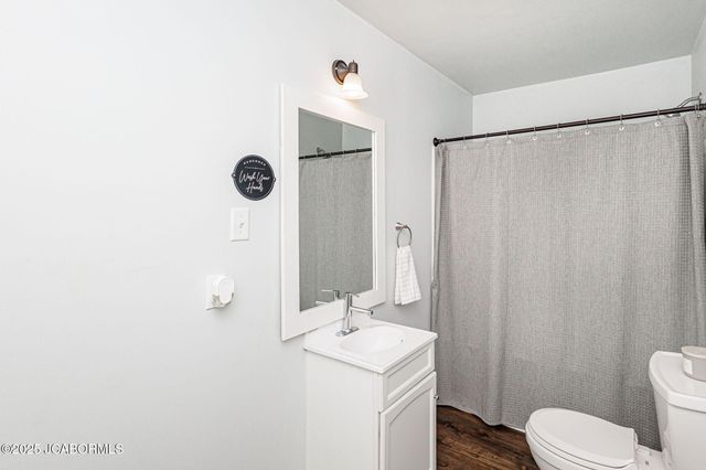 1828 GREEN BERRY ROAD, Jefferson City, MO 65101