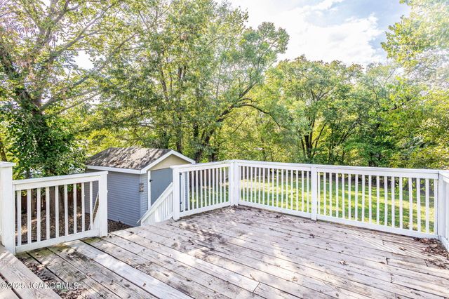 1828 GREEN BERRY ROAD, Jefferson City, MO 65101