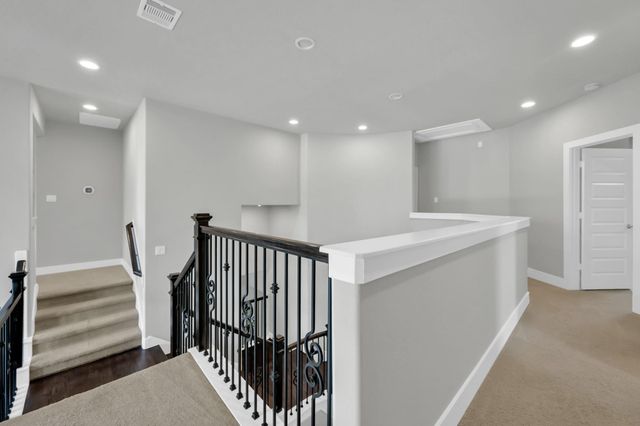 26 Mayapple Blossom Place, Tomball, TX 77375