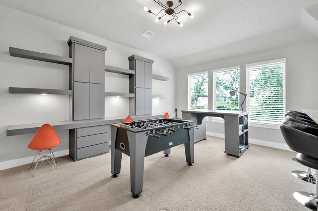 26 Mayapple Blossom Place, Tomball, TX 77375