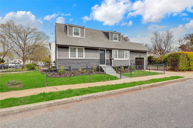 1167 Warwick Street, Uniondale, NY 11553