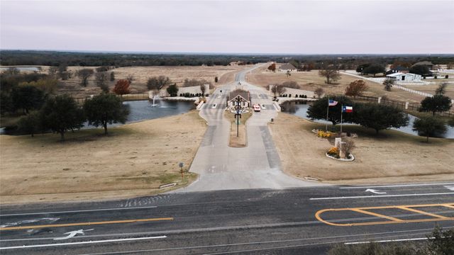25064 Woodmont Drive, Whitney, TX 76692
