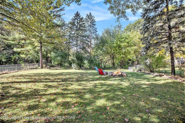 2519 Byrnes Road, Lansing, MI 48906