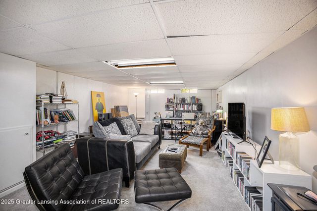 2519 Byrnes Road, Lansing, MI 48906