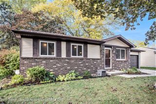 2519 Byrnes Road, Lansing, MI 48906