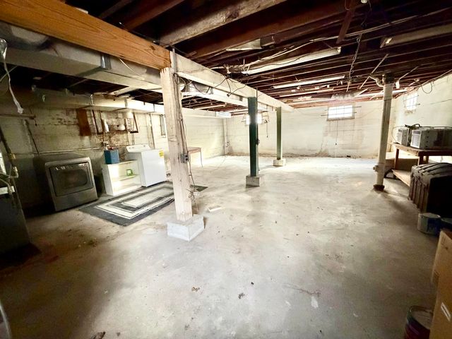 605 PARIS CT, Columbia, MO 65201