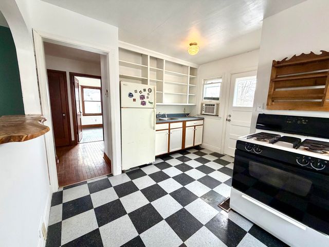 605 PARIS CT, Columbia, MO 65201