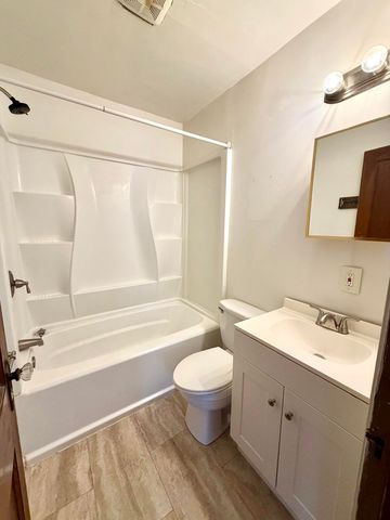 605 PARIS CT, Columbia, MO 65201