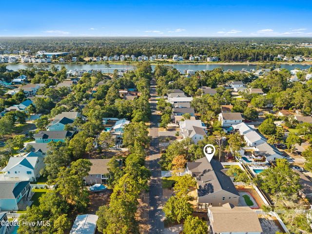 214 NE 38th Street, Oak Island, NC 28465