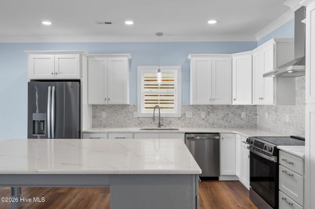 214 NE 38th Street, Oak Island, NC 28465