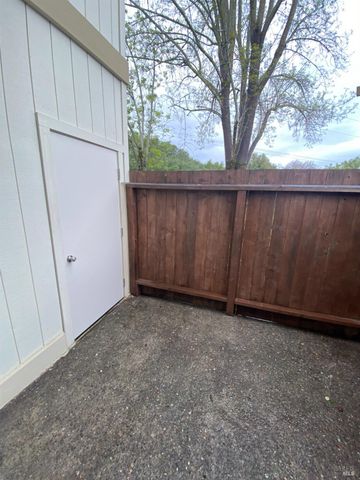 233 Marin Valley Dr, Novato, CA 94949