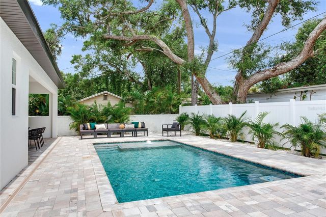 2814 54TH STREET S, Gulfport, FL 33707