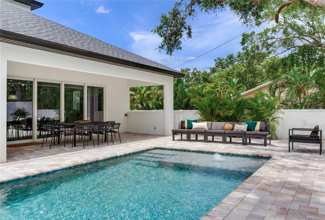 2814 54TH STREET S, Gulfport, FL 33707