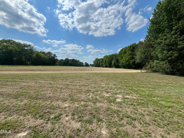 820 Christian Light Road, Fuquay Varina, NC 27526