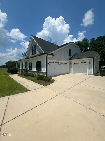 820 Christian Light Road, Fuquay Varina, NC 27526