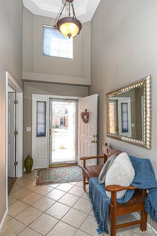 169 Tori Pines Drive, Oakville, MO 63129