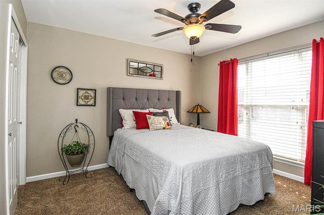 169 Tori Pines Drive, Oakville, MO 63129