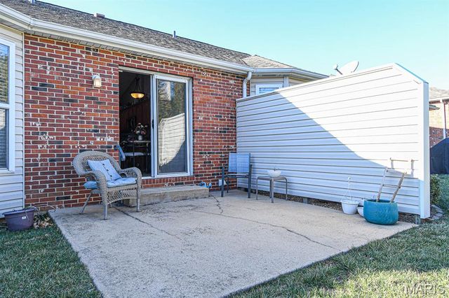 169 Tori Pines Drive, Oakville, MO 63129