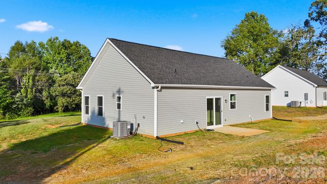 128 N Main Street, Granite Falls, NC 28630
