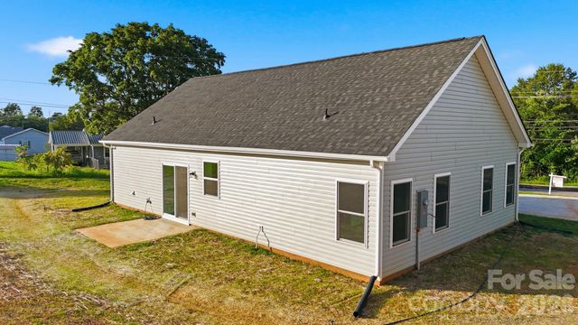 128 N Main Street, Granite Falls, NC 28630