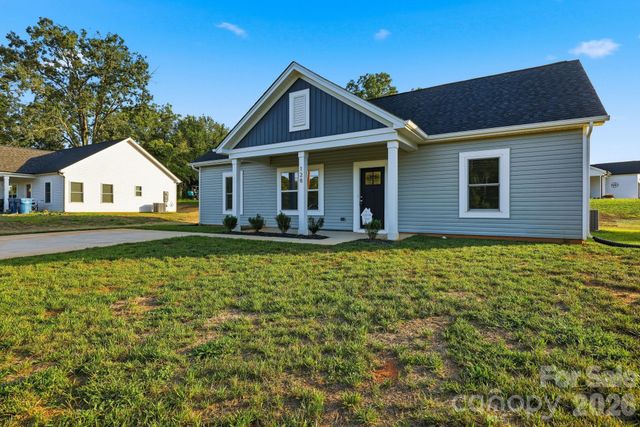 128 N Main Street, Granite Falls, NC 28630