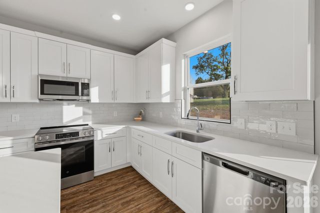 128 N Main Street, Granite Falls, NC 28630