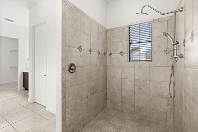 7616 LILY COURT, Groveland, FL 34736
